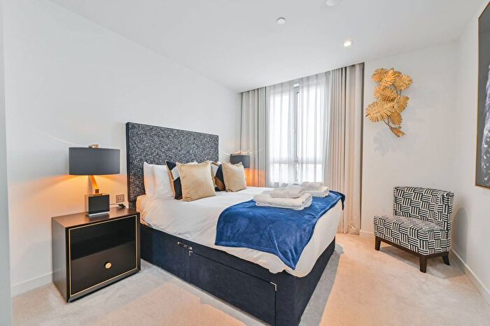 2 Bedroom Flat To Rent In West End Gate, Paddington, London, W2