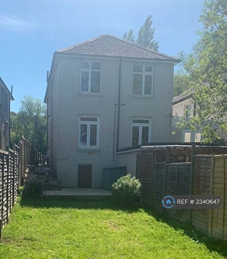 2 Bedroom Flat To Rent In Ringwood Road, Poole, BH14