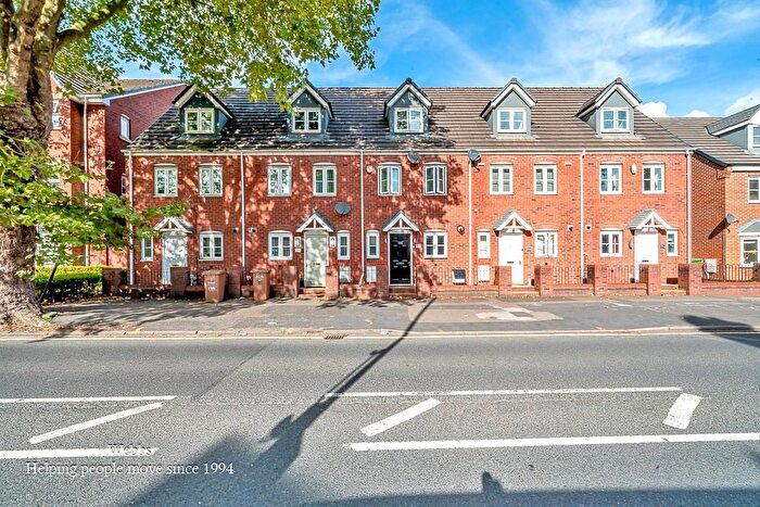 3 Bedroom Town House For Sale In Walsall Road, Willenhall, WV13