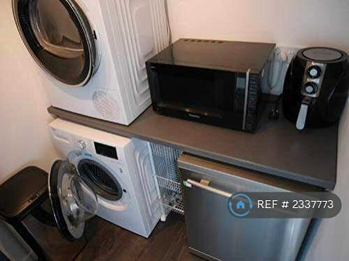 2 Bedroom Semi-Detached House To Rent In Walnut Tree Close, Guildford, GU1