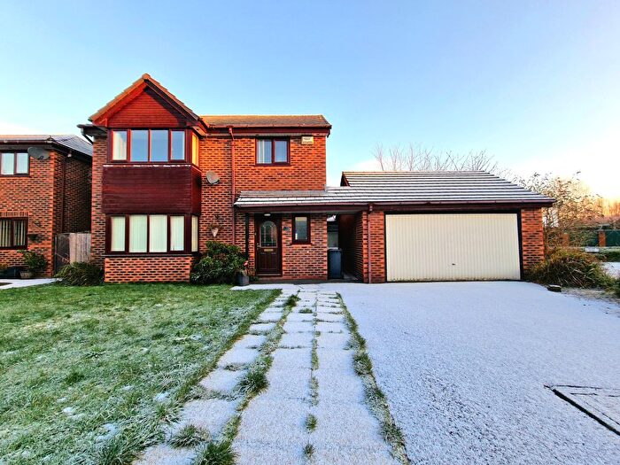 4 Bedroom Detached House To Rent In Hoylake Close, Fulwood, Preston, PR2