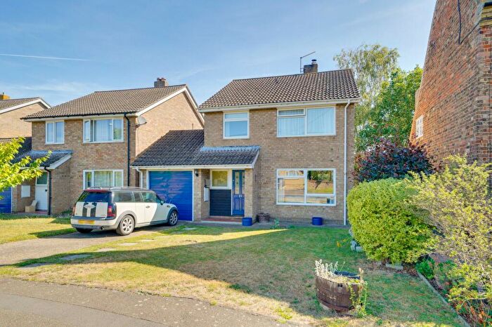 3 Bedroom Link Detached House To Rent In Great North Road, Alconbury, PE28