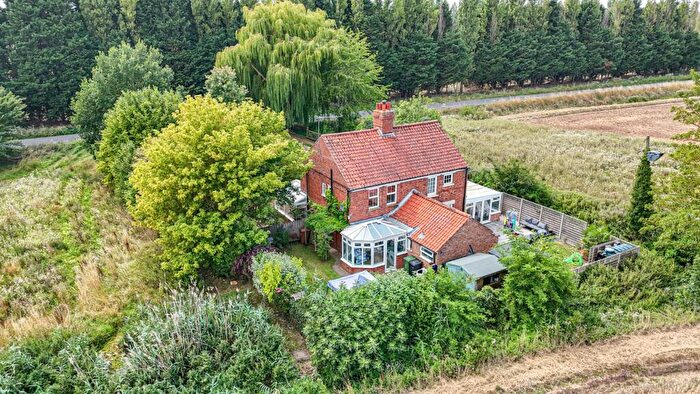 3 Bedroom Semi-Detached House For Sale In Shepherdsgate Road, Tilney All Saints, King's Lynn, Norfolk, PE34