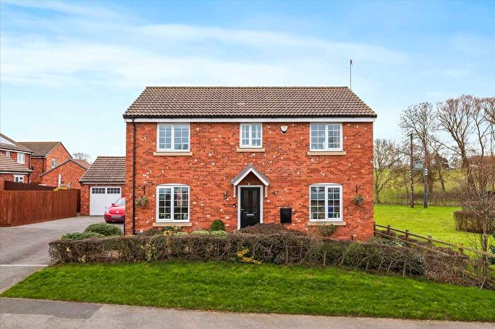 4 Bedroom Detached House For Sale In Finedon Road, Burton Latimer, NN15