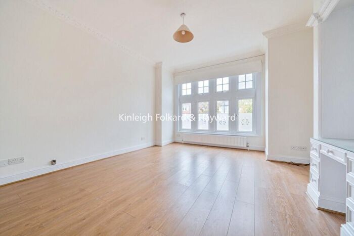 3 Bedroom Property To Rent In The Homestead, Crescent East, Barnet, EN4