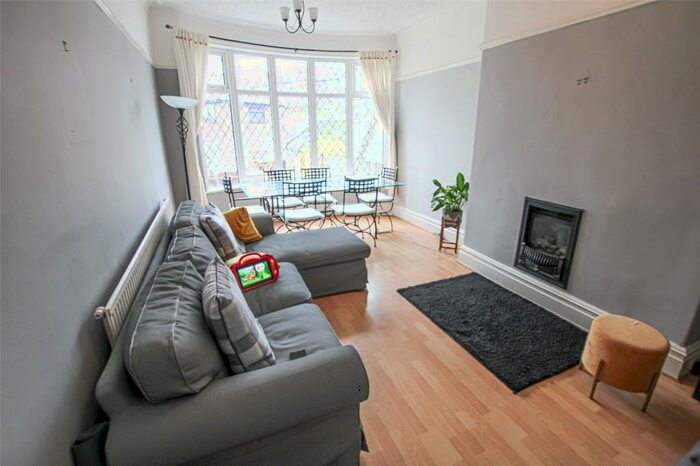 4 Bedroom Semi-Detached House To Rent In Rochdale Road, Manchester, M9