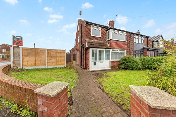 3 Bedroom Semi Detached House For Sale In Pelham Road, Thelwall, WA4