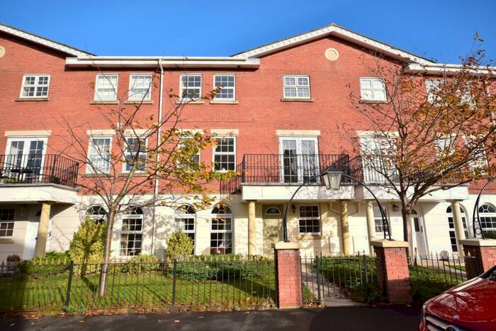 4 Bedroom Town House To Rent In Coopers Row, Lytham St Annes, FY8