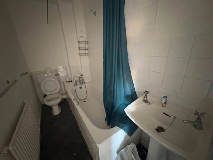 1 Bedroom Flat For Sale In Flat, Wordsworth Street, Bootle, Merseyside, L20