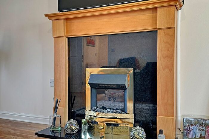 3 Bedroom Town House For Sale In Secundus Drive, Colchester, CO2