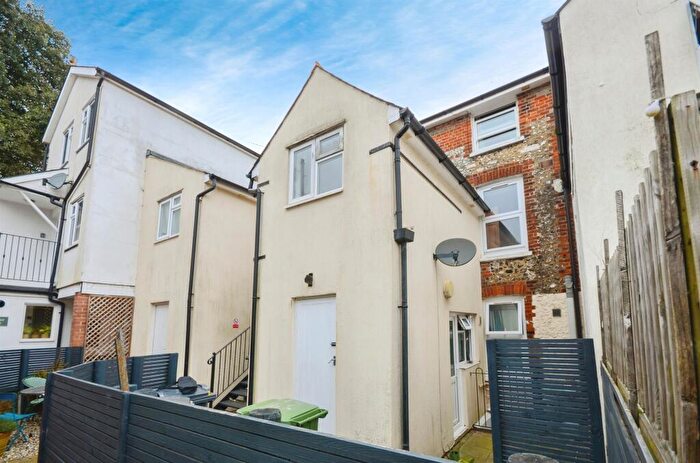 1 Bedroom Maisonette For Sale In The Walk, Winchester, SO22