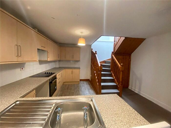 2 Bedroom Terraced House To Rent In White Lion Yard, Barton-Upon-Humber, DN18