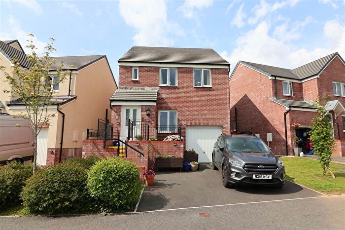 3 Bedroom Detached House For Sale In Yeoman Avenue, Haverfordwest, SA61