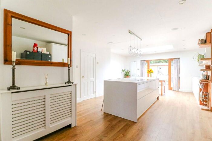 5 Bedroom Semi-Detached House For Sale In Carnarvon Avenue, Enfield, EN1