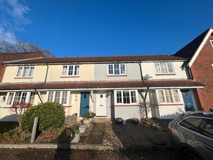 2 Bedroom Semi Detached House To Rent In The Bartletts, Hamble, SO31