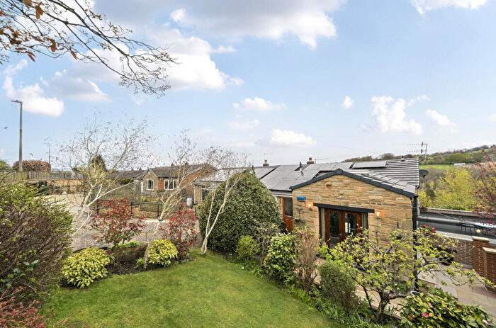 3 Bedroom Semi Detached House For Sale In Southwood Avenue, Honley, Holmfirth, West Yorkshire, HD9