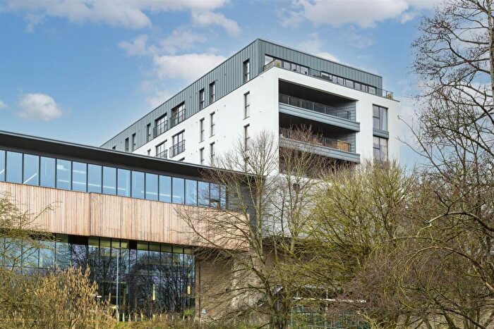 1 Bedroom Flat For Sale In Riverside View, Keynsham, BS31