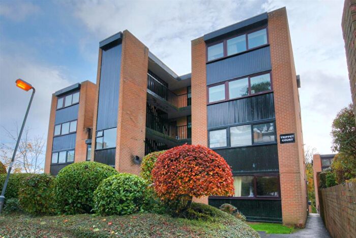 2 Bedroom Apartment For Sale In Graham Road, Nether Green, S10
