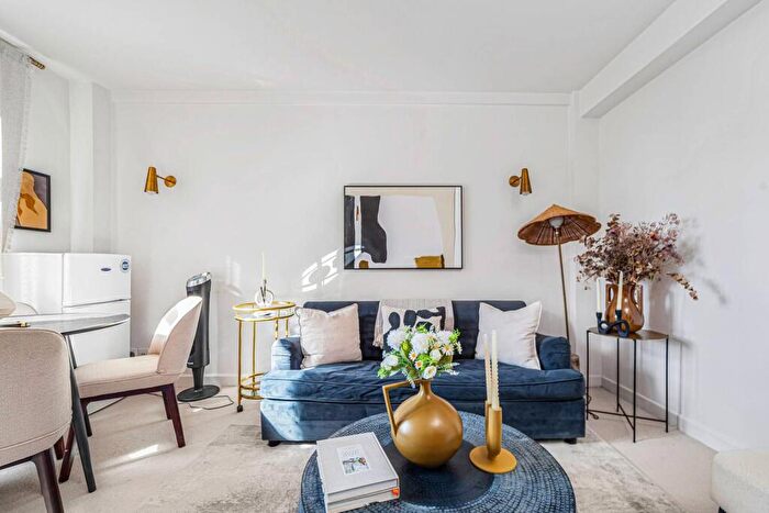 1 Bedroom Flat To Rent In Fetter Lane, City, London, EC4A