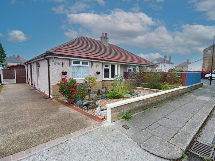 2 Bedroom Semi-Detached Bungalow For Sale In Leyster Street, Morecambe, LA4