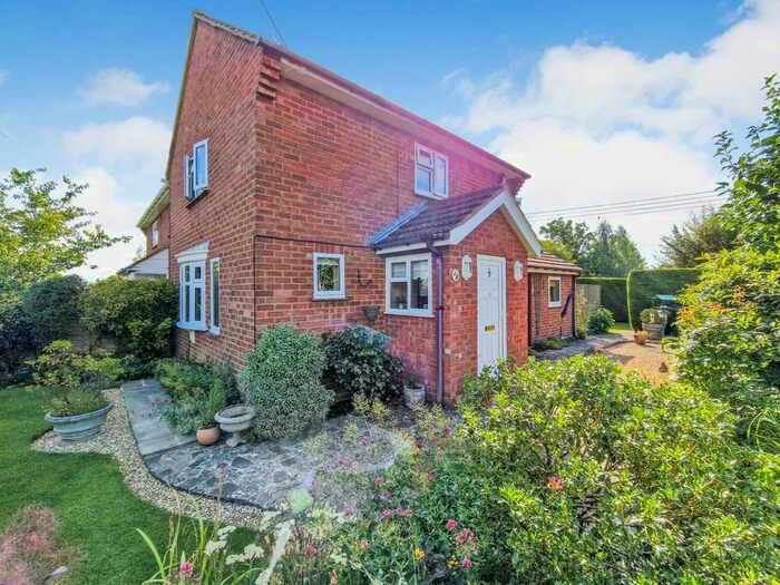 2 Bedroom Semi-Detached House For Sale In Millfield, Elmley Castle, Pershore, Worcestershire, WR10