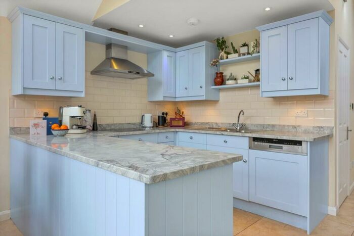 3 Bedroom Terraced House For Sale In Ainsworth Street, Cambridge, CB1