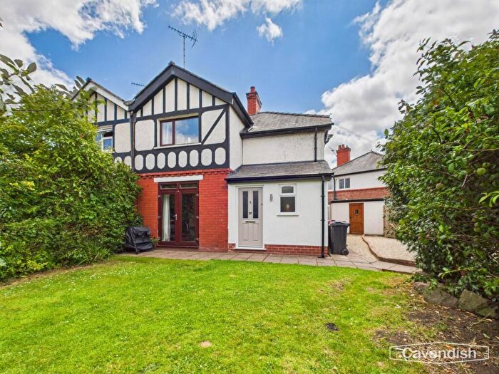 3 Bedroom Semi-Detached House For Sale In Edwards Road, Chester, CH4