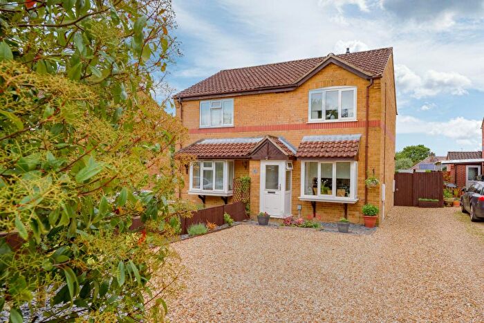 2 Bedroom Semi-Detached House For Sale In College Close, Horncastle, LN9