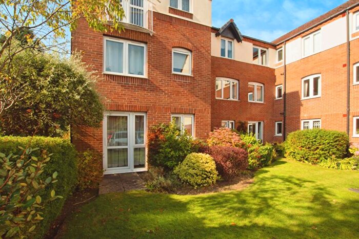 1 Bedroom Apartment For Sale In Bridgewater Court, Selly Oak, B29