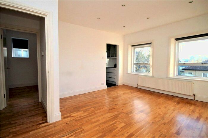 2 Bedroom Flat To Rent In Canning Road, Croydon, CR0