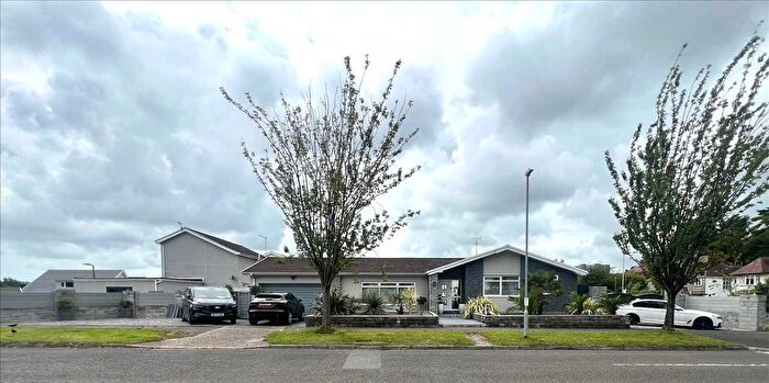 4 Bedroom Detached Bungalow For Sale In Admirals Walk, Sketty, Derwen Fawr, Swansea, SA2