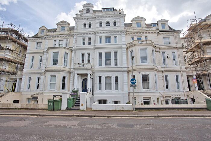 2 Bedroom Flat For Sale In Augusta Gardens, Folkestone, CT20