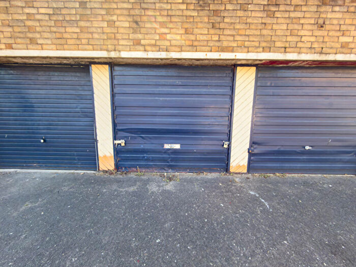 Garage / Parking For Sale In Garage At Neville Court, Washington, NE37