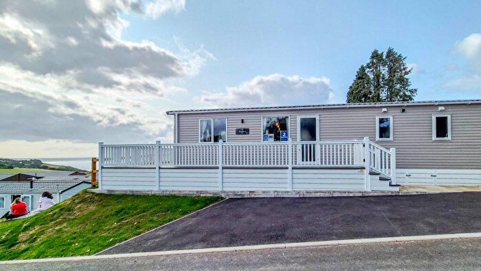 2 Bedroom Park Home For Sale In Polperro Holiday Park, PL13