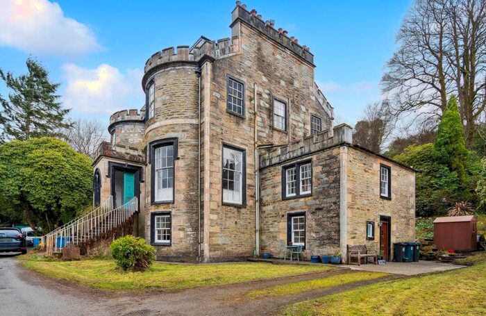 2 Bedroom Apartment For Sale In Stroul Lodge, Clynder, Argyll & Bute, G84