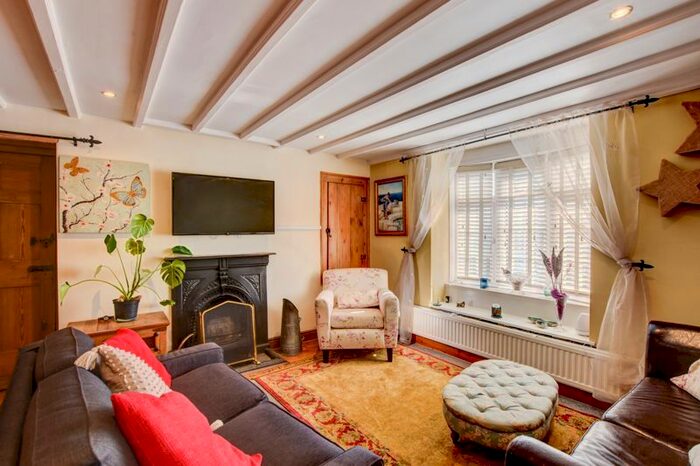 3 Bedroom Semi-Detached House For Sale In Egton Road, Aislaby, Whitby, YO21
