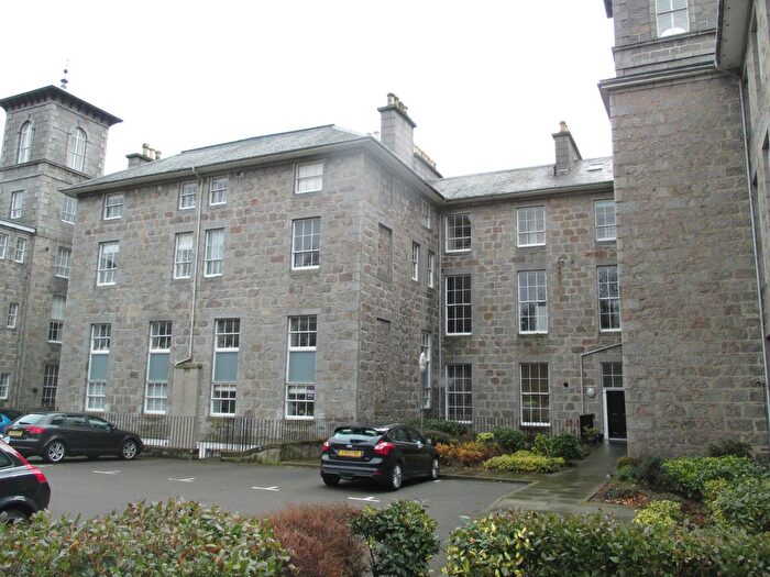 2 Bedroom Flat To Rent In Shaw Crescent, Elmhill House, Ashgrove, Aberdeen, AB25