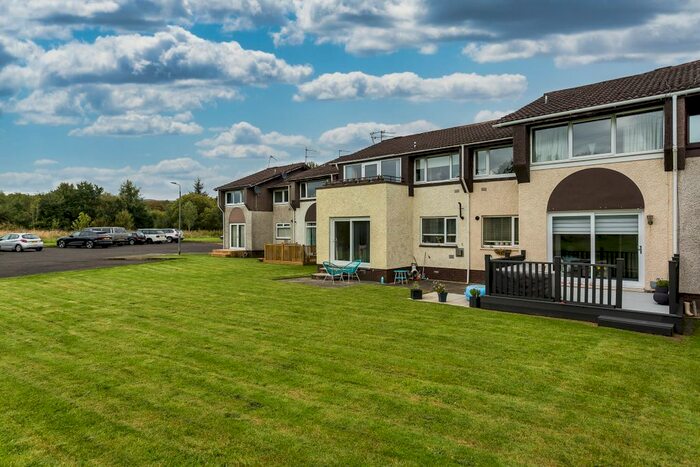 2 Bedroom Flat For Sale In Lachlan Crescent, Erskine, PA8