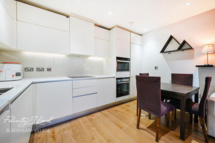 2 Bedroom Apartment For Sale In Tizzard Grove, London, SE3