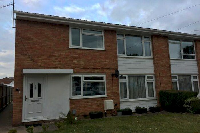 2 Bedroom Maisonette To Rent In Bramfield, Hitchin SG4