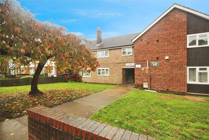 2 Bedroom Apartment To Rent In Avenue Road, London, SE25