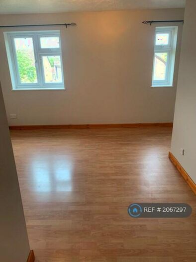 1 Bedroom Flat To Rent In Murrain Drive, Downswood, Maidstone, ME15