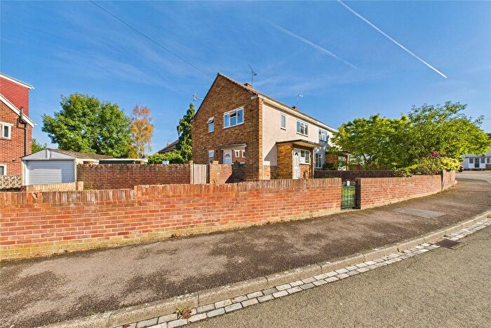 3 Bedroom Semi-Detached House To Rent In Badger Close, Maidenhead, Berkshire, SL6