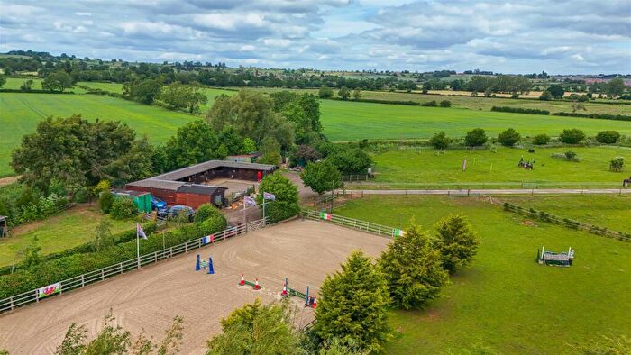 Land For Sale In Willow View, Kislingbury, Northampton, NN7