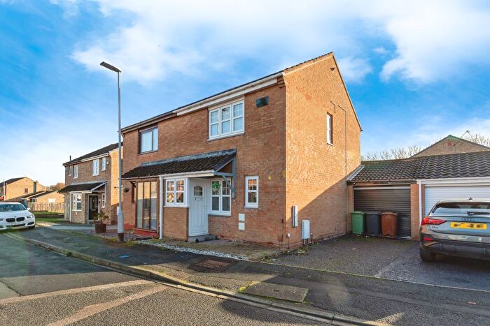 2 Bedroom Semi Detached House For Sale In Mildenhall Close, Hartlepool, TS25
