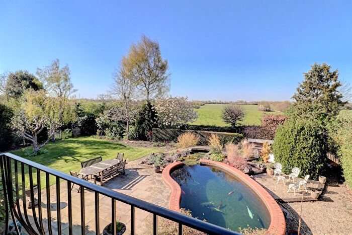 5 Bedroom Detached House For Sale In Green Street, Hazlemere, Buckinghamshire, HP15