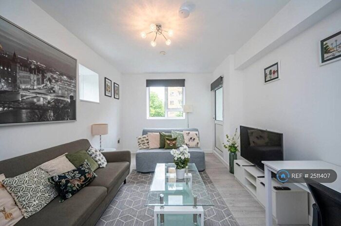 3 Bedroom Flat To Rent In Patterdale, London, NW1