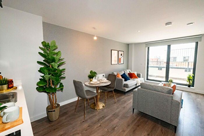 1 Bedroom Apartment To Rent In Merchants Wharf, Worrall St, M5
