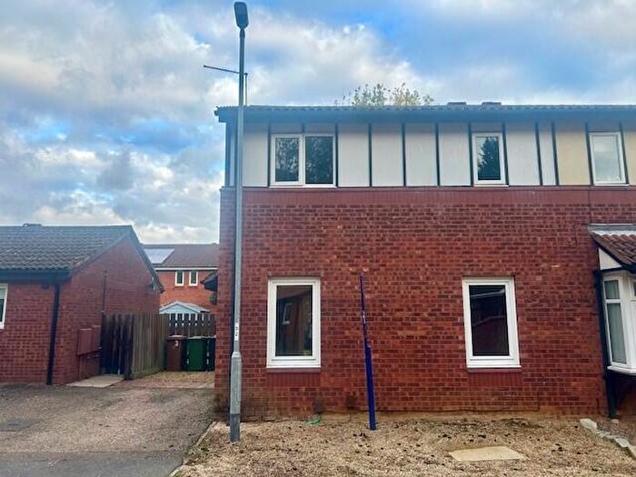 3 Bedroom House To Rent In Thursfield, Peterborough, PE4