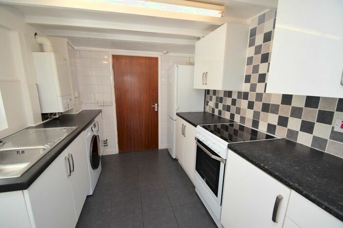 4 Bedroom End Of Terrace House To Rent In Langton Terrace, Falmouth, TR11